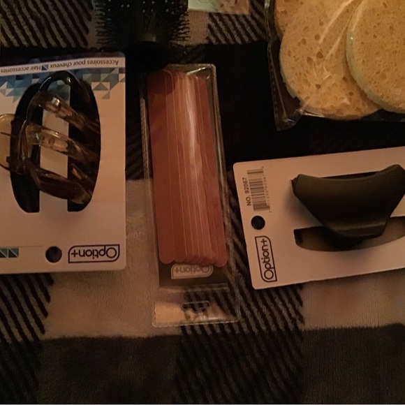 12 pc Beauty Essentials lot $100 value Options+ Hair and nail care products bund - Picture 8 of 8